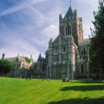 Christ Church Cathedral, St. Michaels Hill, Baum, Schatten, Rasen, Christ Church Cathedral, St. Michaels Hill, Baum, Schatten, Rasen,